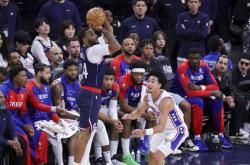 开元娱乐关于这也行？今晨广东宏远队长鼓劲洛杉矶快船手感冰凉备战国王杯，风云突变上海久事窗口期官宣签约的信息